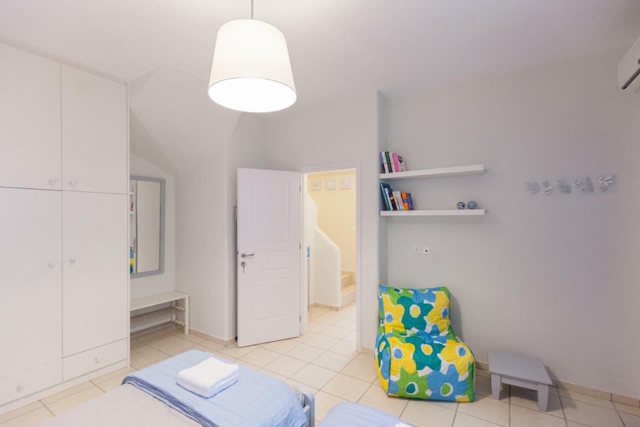 Just Blue With Amazing Sea Views In Piso Livadi Villa Exterior photo